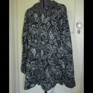 Cool tone paisley button down